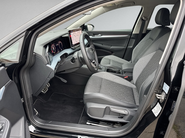 Golf VIII 2.0 TDI DSG GOAL AHK+RFK+HEAD-UP+NAVI+