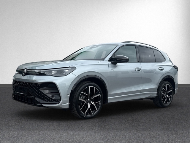 Tiguan 2.0 TDI DSG R-LINE AHK+NAVI.+ACC+HEAD-UP+