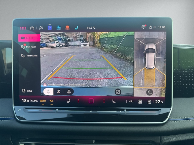 Tiguan 2.0 TDI DSG R-LINE AHK+NAVI.+ACC+HEAD-UP+