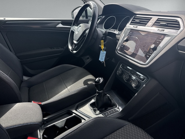 Tiguan Allspace 1.5 TSI UNITED PANO+NAVI+RFK+SHZ