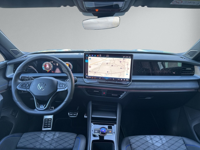 Tayron 2.0 TDI R-LINE 4MOTION STANDHZG+AHK+360°+