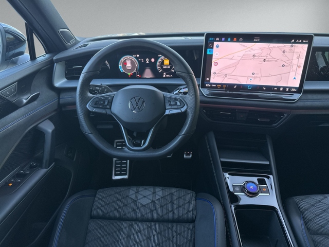 Tayron 2.0 TDI R-LINE 4MOTION STANDHZG+AHK+360°+