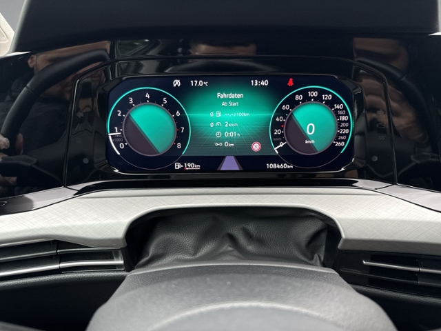 Golf VIII 1.5 TSI Life LED+NAVI+ACC+SHZ+PDC+VIRT