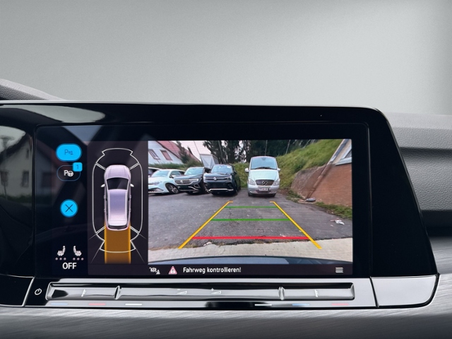 Golf Variant 1.5 TSI STYLE IQ.LIGHT+NAVI+RFK+ACC