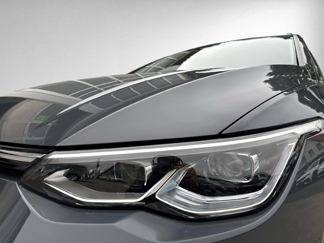 Golf Variant 1.5 TSI STYLE IQ.LIGHT+NAVI+RFK+ACC