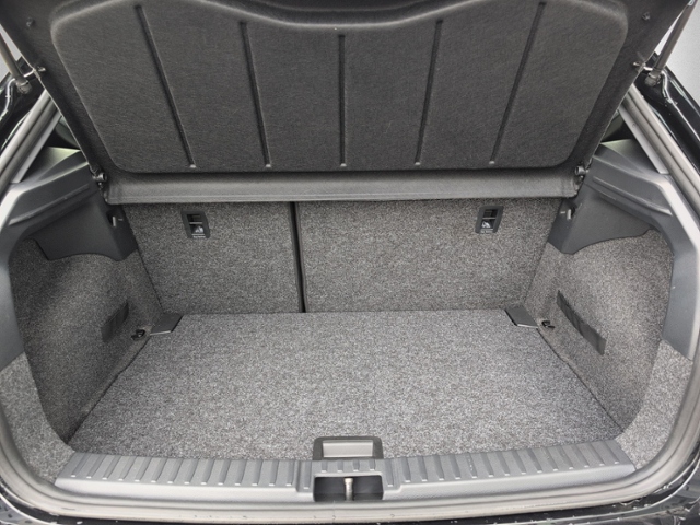 Ibiza 1.0 TSI FR KAMERA+LED+NAVI+SIHZ+KLIMAAUTO.