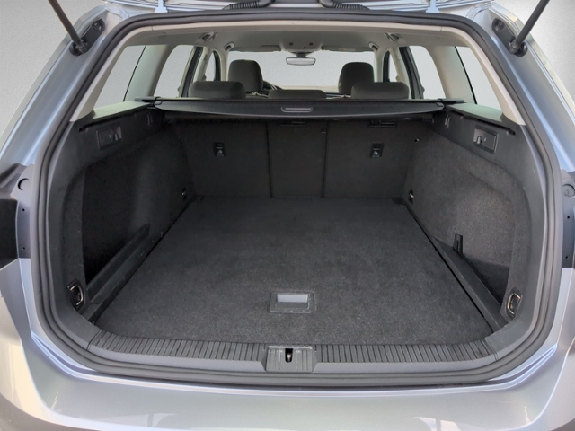 Passat Variant 1.5 TSI DSG KAMERA+LED+NAVI+SIHZ+