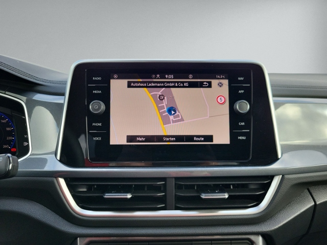 T-Roc 1.5 TSI DSG STYLE AHK+IQ.LIGHT+KAMERA+NAVI