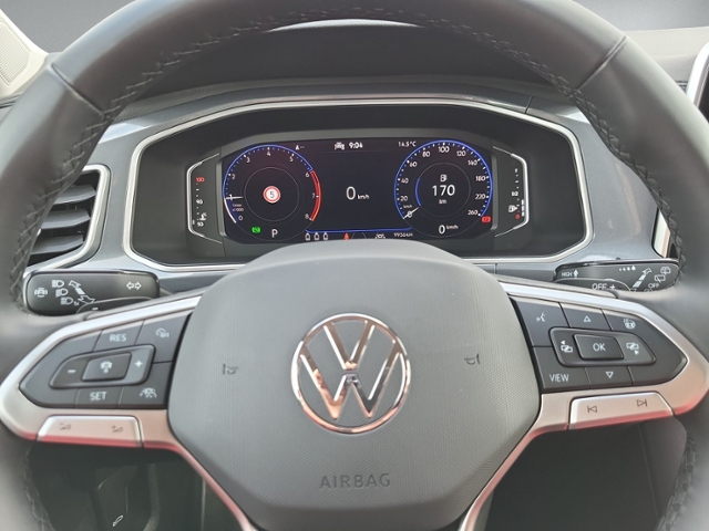 T-Roc 1.5 TSI DSG STYLE AHK+IQ.LIGHT+KAMERA+NAVI