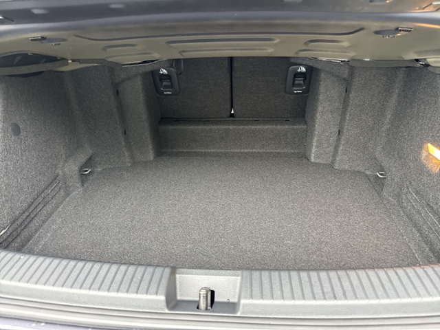 T-Roc Cabriolet 1.5 TSI DSG R-LINE AHK+RFK+M-LED