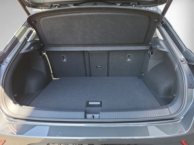 T-Roc 2.0 TDI DSG STYLE AHK+IQ.LIGHT+eHECK+NAVI+