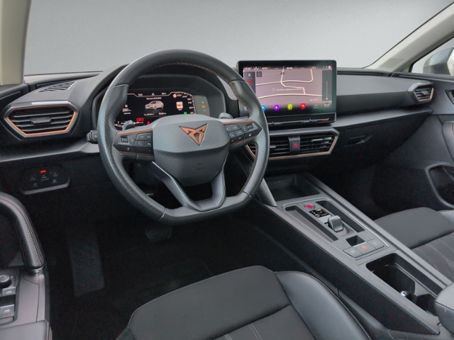 Leon Sportstourer 2.0 TSI DSG AHK+NAVI.+LED+RFK+