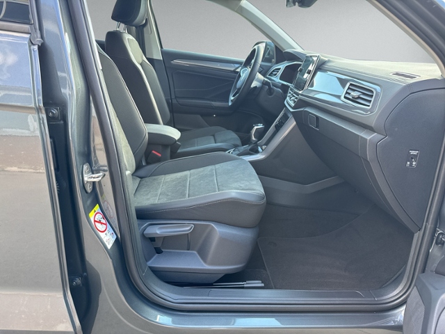 T-Roc 2.0 TDI DSG STYLE AHK+IQ.LIGHT+eHECK+NAVI+