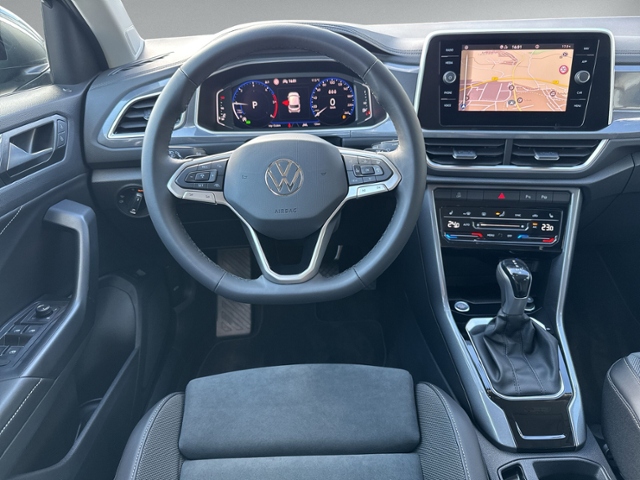 T-Roc 2.0 TDI DSG STYLE AHK+IQ.LIGHT+eHECK+NAVI+