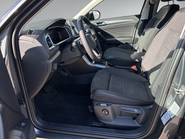 T-Roc 2.0 TDI DSG STYLE AHK+IQ.LIGHT+eHECK+NAVI+
