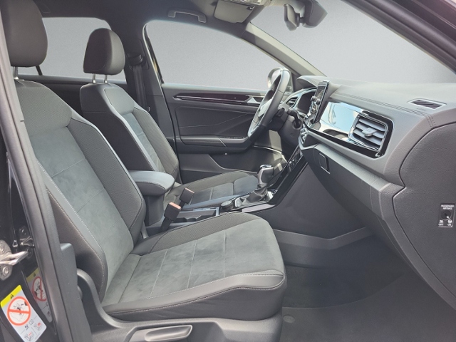 T-Roc 2.0 TSI DSG R-LINE ALLRAD AHK+RFK+IQ-LIGHT