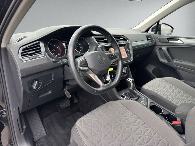 Tiguan 2.0 TSI DSG 4MOTION STANDHZ+KAMERA+NAVI.+