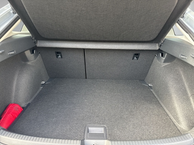 Taigo 1.0 TSI DSG ENERGY +IQ.LIGHT+RFK+NAVI+ACC+