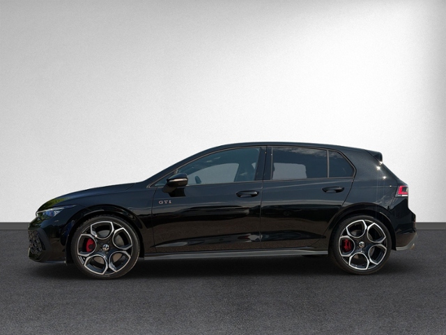 Golf VIII 2.0 TSI GTI STANHZ+IQ.LIGHT+HK+DCC+360