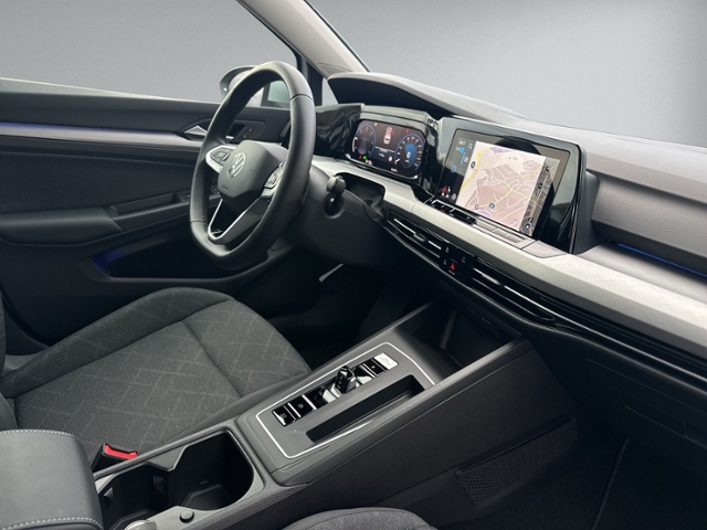 Golf VIII 2.0 TDI DSG Life LED+NAVI+ACC+PDC+SIHZ