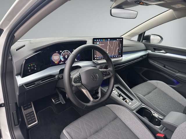 Golf VIII 2.0 TDI DSG GOAL LED+NAVI+AHK+RFK+ACC+