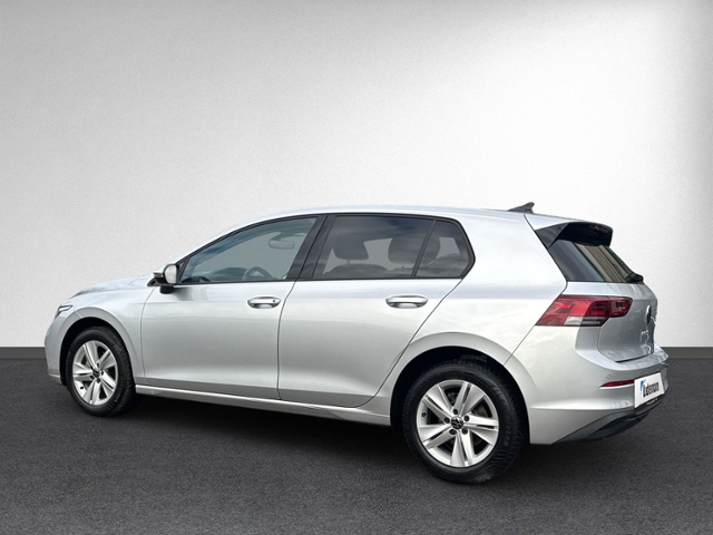 Golf VIII 2.0 TDI DSG LED+NAVI+RFK+ACC+SIHZ+PDC+