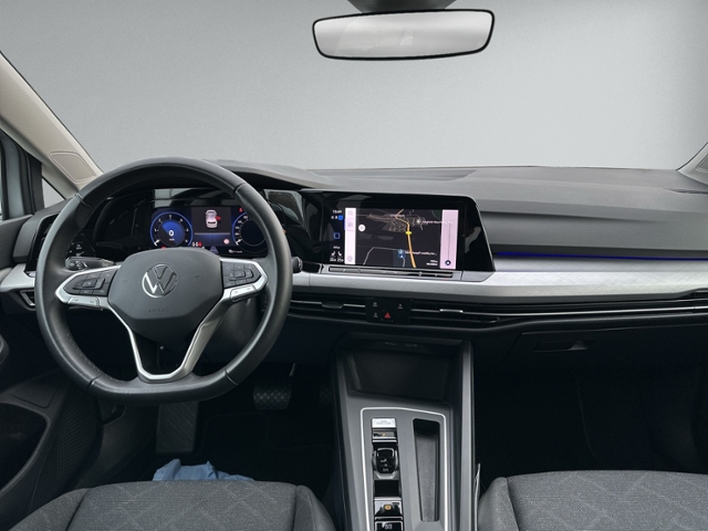 Golf VIII 2.0 TDI DSG LED+NAVI+KAMERA+ACC+SITZH+