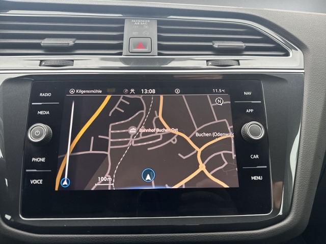 Tiguan 2.0 TDI DSG AHK+LED+NAVI+HEAD-UP+ACC+SIHZ