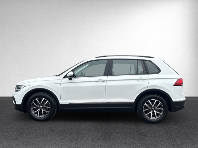 Tiguan 2.0 TDI DSG AHK+LED+NAVI+HEAD-UP+ACC+SIHZ