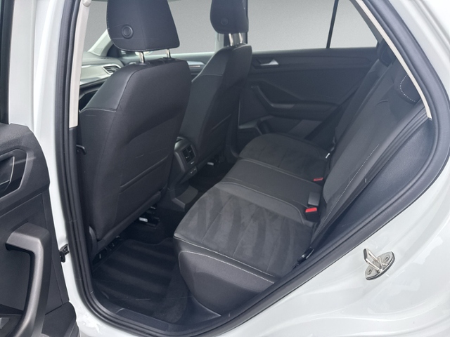 T-Roc 2.0 TDI DSG STYLE AHK+RFK+LED+NAVI+ACC+SHZ