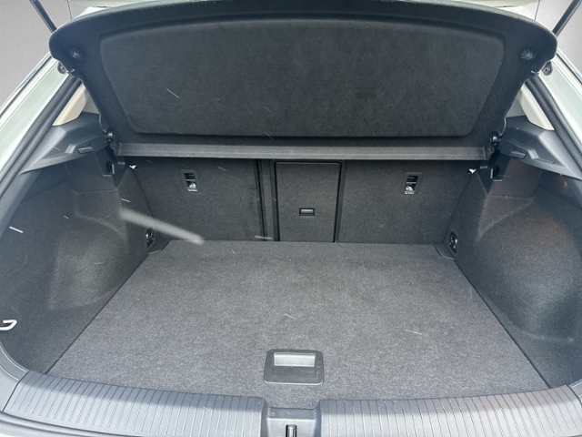 T-Roc 2.0 TDI DSG STYLE AHK+RFK+LED+NAVI+ACC+SHZ