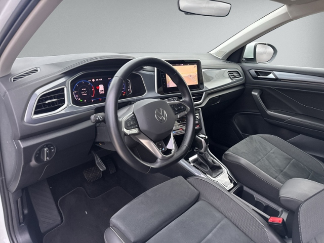 T-Roc 2.0 TDI DSG STYLE AHK+RFK+LED+NAVI+ACC+SHZ