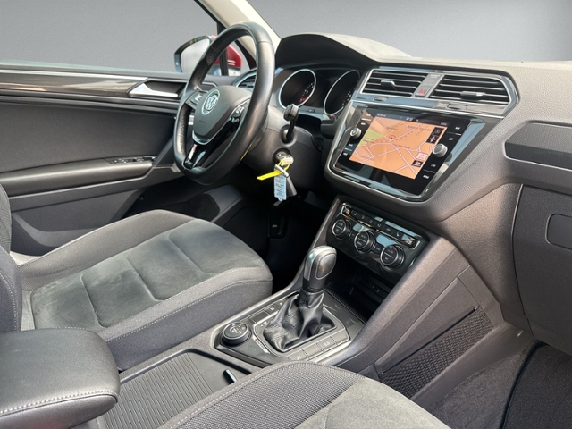Tiguan 2.0 TSI DSG HIGHLINE 4MOTION+AHK+NAVI+LED