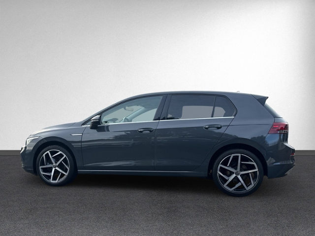 Golf VIII 1.5 TSI Style LED+NAVI+ACC+PARK-ASSIST