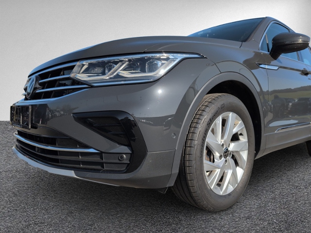 Tiguan 2.0 TDI DSG ELEGANCE 4MOTION AHK+HEAD-UP+