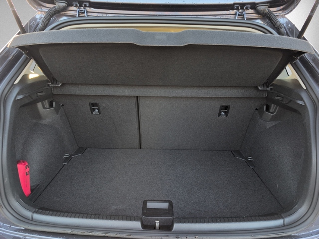 Polo 1.0 TSI Life LED+NAVI+KAMERA+ACC+SIHZ+KLIMA