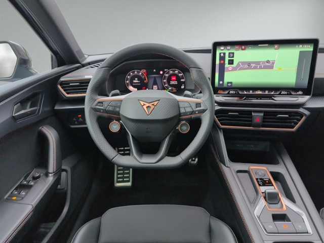 Leon ST 2.0 TSI DSG 4Drive AHK+LED+NAVI+RFK+ACC+