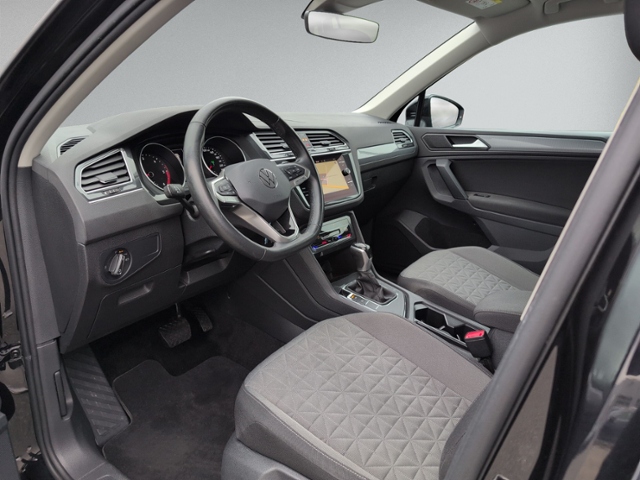 Tiguan 2.0 TDI DSG LED+NAVI+ACC+EINPARKH.+SITZH+