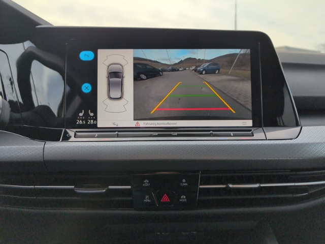 Golf VIII 2.0 TDI DSG ACTIVE AHK+LED+NAVI+RFK+SH