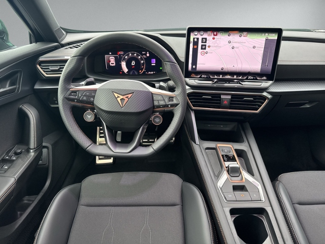 Formentor 1.5 eTSI DSG AHK+LED+NAVI.+ACC+KAMERA+