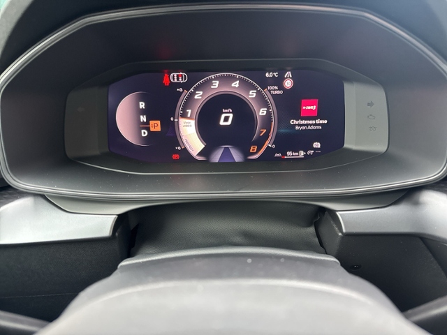 Formentor 1.5 eTSI DSG AHK+LED+NAVI.+ACC+KAMERA+