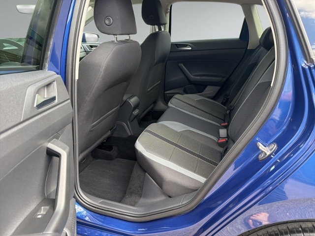 Polo 1.0 TSI Highline NAVI+EINPARKHILFE+KLIMA+SH