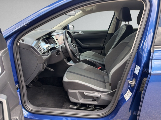 Polo 1.0 TSI Highline NAVI+EINPARKHILFE+KLIMA+SH