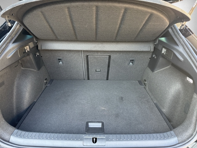 Formentor 1.5 eTSI DSG LED+ACC+PDC+SITZHEIZU+NSW