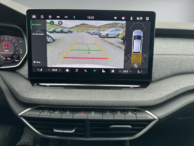 Octavia Combi 1.5 TSI DSG HEAD-UP+NAVI.+RFK+GRA+