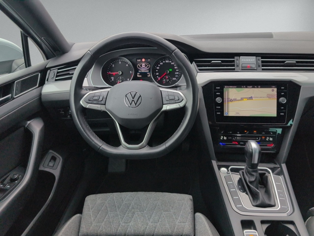 Passat Variant 2.0 TDI DSG AHK+KAMERA+ACC+NAVI.+