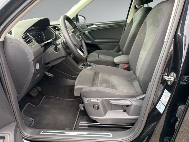 Tiguan 1.5 TSI ELEGANCE AHK+behz.WSS+IQ.LIGHT+RF
