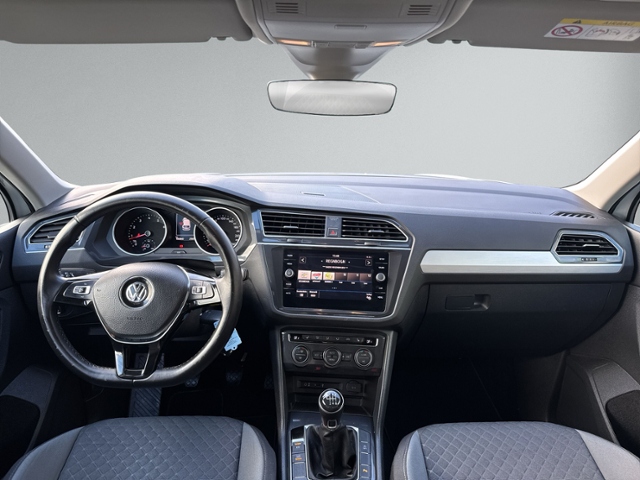 Tiguan 1.4 TSI Comfortline EINPAKRHILFE+SITZHEIZ