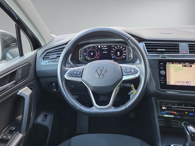 Tiguan 2.0 TDI DSG ELEGANCE PANO+IQ.LIGHT+KAMERA