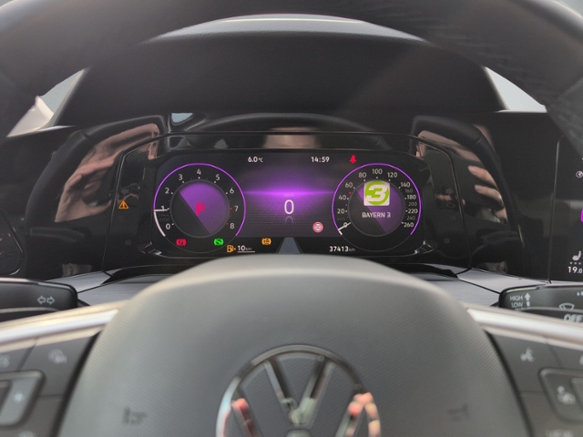 Golf VIII 1.5 eTSI DSG STYLE AHK+KAMERA+NAVI+LED